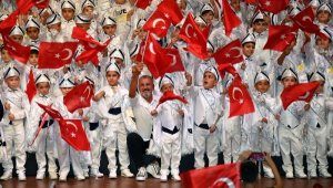 Manavgat Belediyesi'nden 200 çocuğa sünnet düğünü