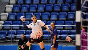 Mavi Kelebekler deplasmanda galip