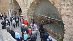 Türkiye 'gezen turist'i bekliyor