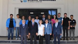 Vali Şahin: Bizim birinci önceliğimiz eğitim
