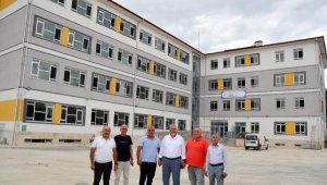 Veliler inşaatın tamamlanıp, okulun açılmasını istedi