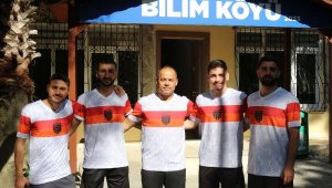 Bilim Köyü millileri ağırladı