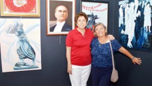 Cumhuriyete saygı sergisi