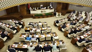 İptal edilen Altın Portakal tartışması, Büyükşehir Meclisi'ne taşındı