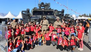 Jandarma BİLİMFEST'te ilgi odağı oldu