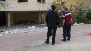Kentsel dönüşüme giren binanın giriş katında ölü bulundu