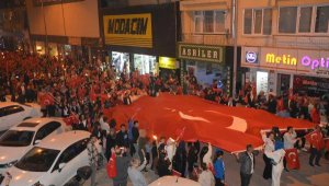 Korkuteli'de Cumhuriyet kortejle kutlandı