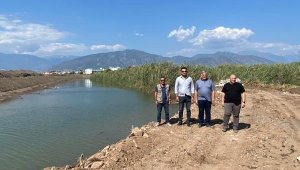 Kumluca'da kanal ve derelerde temizlik ve ıslah seferberliği