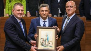 Validen 'güçlü liman' vurgusu