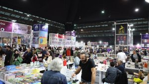 13. Antalya Kitap Fuarı'nda yazarlar okurlarıyla buluşuyor