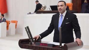İYİ Parti Antalya Milletvekili Aykut Kaya: Turistlerden şehir vergisi alınsın