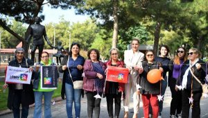 Kadınlar şiddete karşı 'Bin Turna Altında Buluşalım' etkinliğinde buluştu
