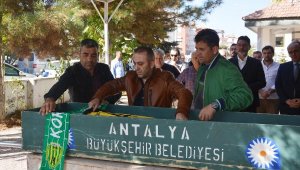 Korkuteli Belediyespor'un eski yöneticisi Kolan vefat etti