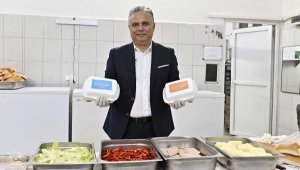 Muratpaşa'dan 700 öğrenciye okul menüsü desteği