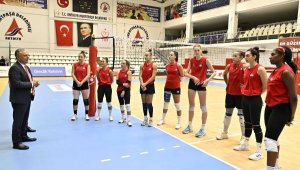 Muratpaşa'nın sultanlarına moral ziyareti