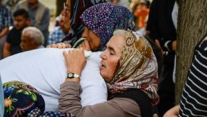 Okul yolunda kazada yaralanan liseli Melike, 1 hafta sonra yaşamını yitirdi