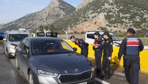 Antalya'da, Cumhuriyet tarihinin en büyük kaçak içki operasyonu