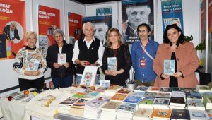 Antalyalı yazar ve şairlere yoğun ilgi