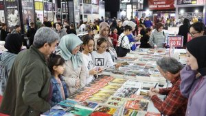 Kitap fuarına yoğun ilgi