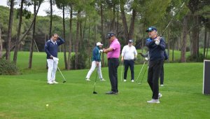 'Antalya'da turizm, golf sayesinde 12 aya yayıldı'