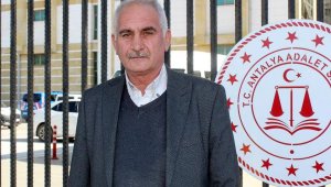 'Korsan taksi' sürücüsünü durdurup, tehdit eden 3 taksiciye 18'er yıl hapis istemi