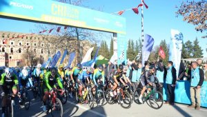 CRI Türkiye Kış Bisiklet Yarışları serisi Aspendos'ta başladı