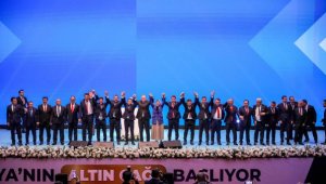 Erdoğan: Bay Kemal'i sırtından hançerlediler, Özgür Efendi'nin de dikkat etmesi lazım