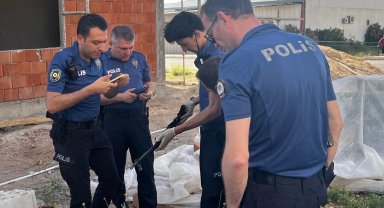 Ailesine kızdı, tüfekle inşaatta rastgele ateş açtı