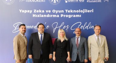 Akdeniz Üniversitesi'nde Yapay Zeka ve Oyun Teknolojileri Programı Düzenlendi