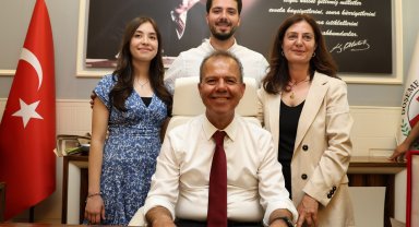 Başkan Dal mazbatasını alıp göreve başladı
