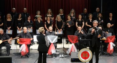 Emekli subaylardan 40'ıncı yıla özel konser