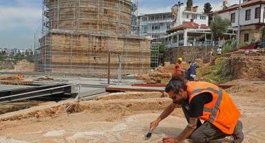 Hıdırlık Kulesi seyir terası projesinde yoğun çalışma