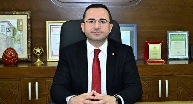 'Turizmde yabancıların çalışma izinleri sorunu çözülmelidir'