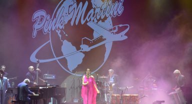 Antalya'da Pink Martini konseri