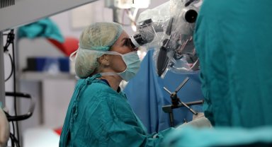 Oğlundan babasına, anneden 10 yaşındaki yavrusuna karaciğer nakli
