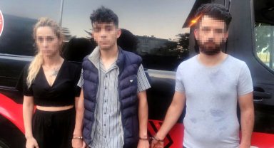 Sevgilisine tokat atan arkadaşını öldürdü