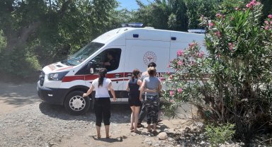 Irmakta boğulma tehlikesi atlattı