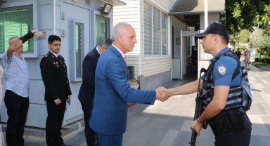 Kemer'de bayramlaşma programı