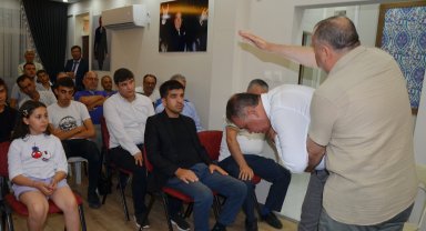 MHP'den Heimlich manevrası eğitimi
