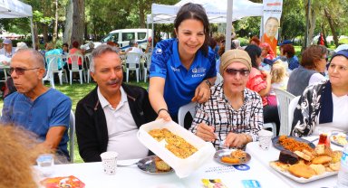 Parkinson hastaları piknikte buluştu