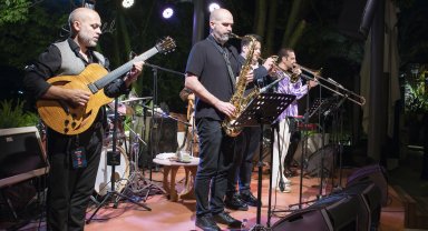 Akra JazzBand St. Petersburg Caz Festivali'nde