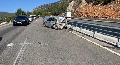 Antalya'da kaza: 1 ölü, 2 yaralı