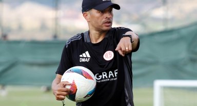 Antalyaspor Teknik Direktörü Alex de Souza: Arda Güler yükselerek devam edecek