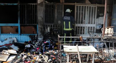 Dikiş atölyesi 9 ay arayla ikinci kez yandı