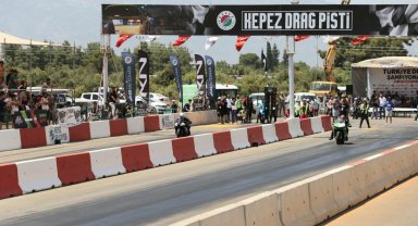 Drag şampiyonası heyecanı başlıyor