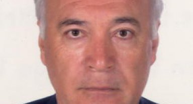 Emekli profesör evinde ölü bulundu