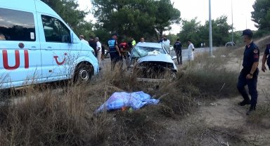 Emniyet kemeri takılı olmayan cankurtaran, kazada camdan fırlayıp hayatını kaybetti