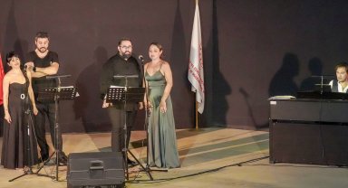 Gün batımında opera