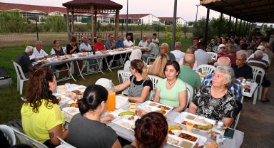 Manavgat Cemevi'nde iftar programı