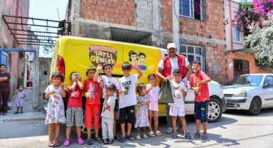 Meşhur limonlu dondurma çocukların yüzlerini güldürüyor